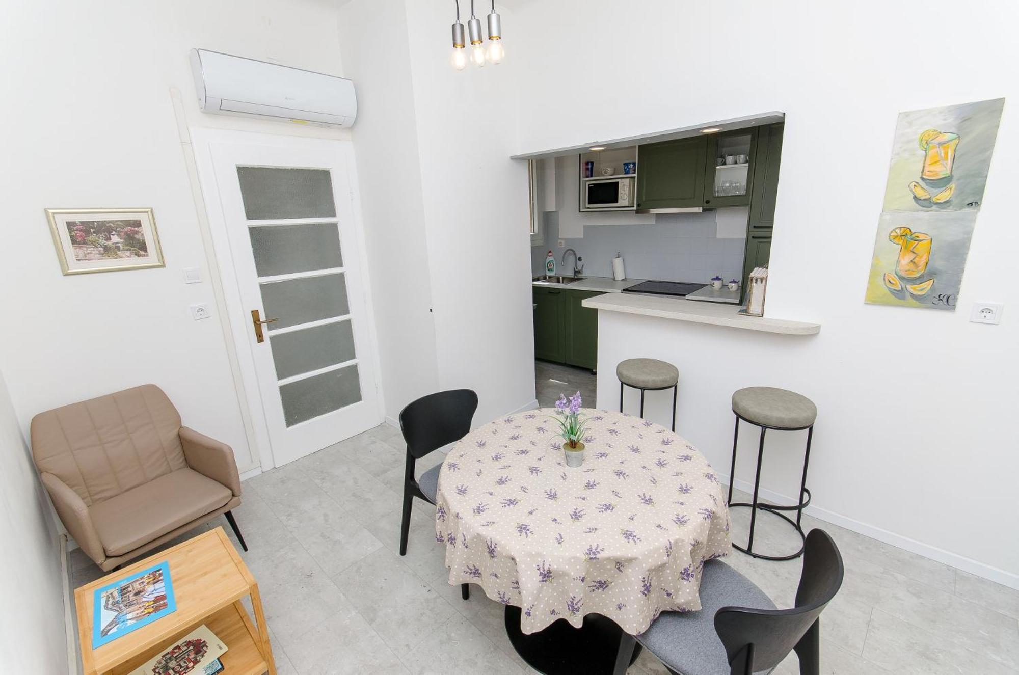 Guest House Levanda Spalato Esterno foto